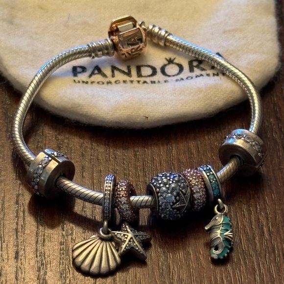 Pandora bracelet with charms! Rose gold and sterling silver. Rare charms! - Picture 3 of 7